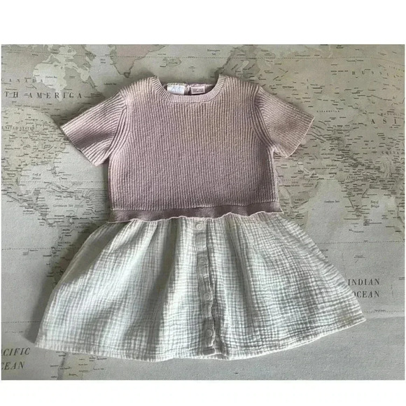 Zara Other - ZARA Sweater And Muslin Twofer
Dress Size 3-4